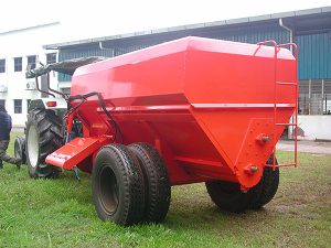 img_421141_5T_TRAILED_COMPOST_APPLICATOR
